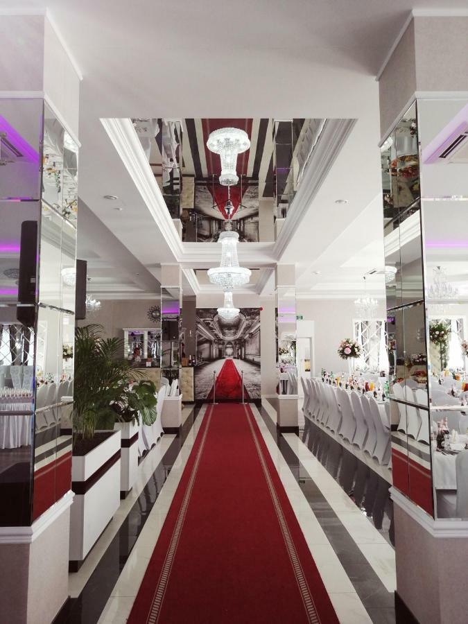 Hotel Lord Radom Exterior photo